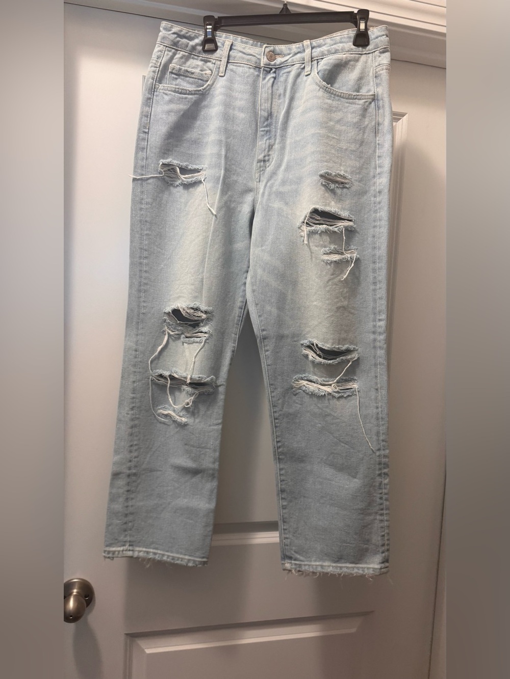 Vervet distressed jeans